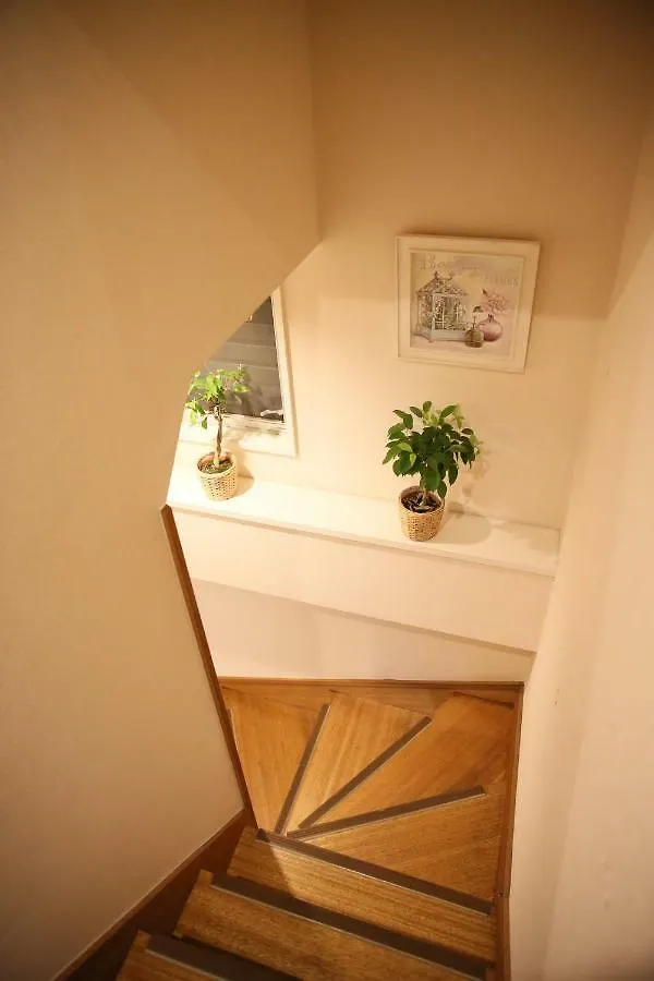 Shinjuku 5-Room Family House Tokyo 0*,