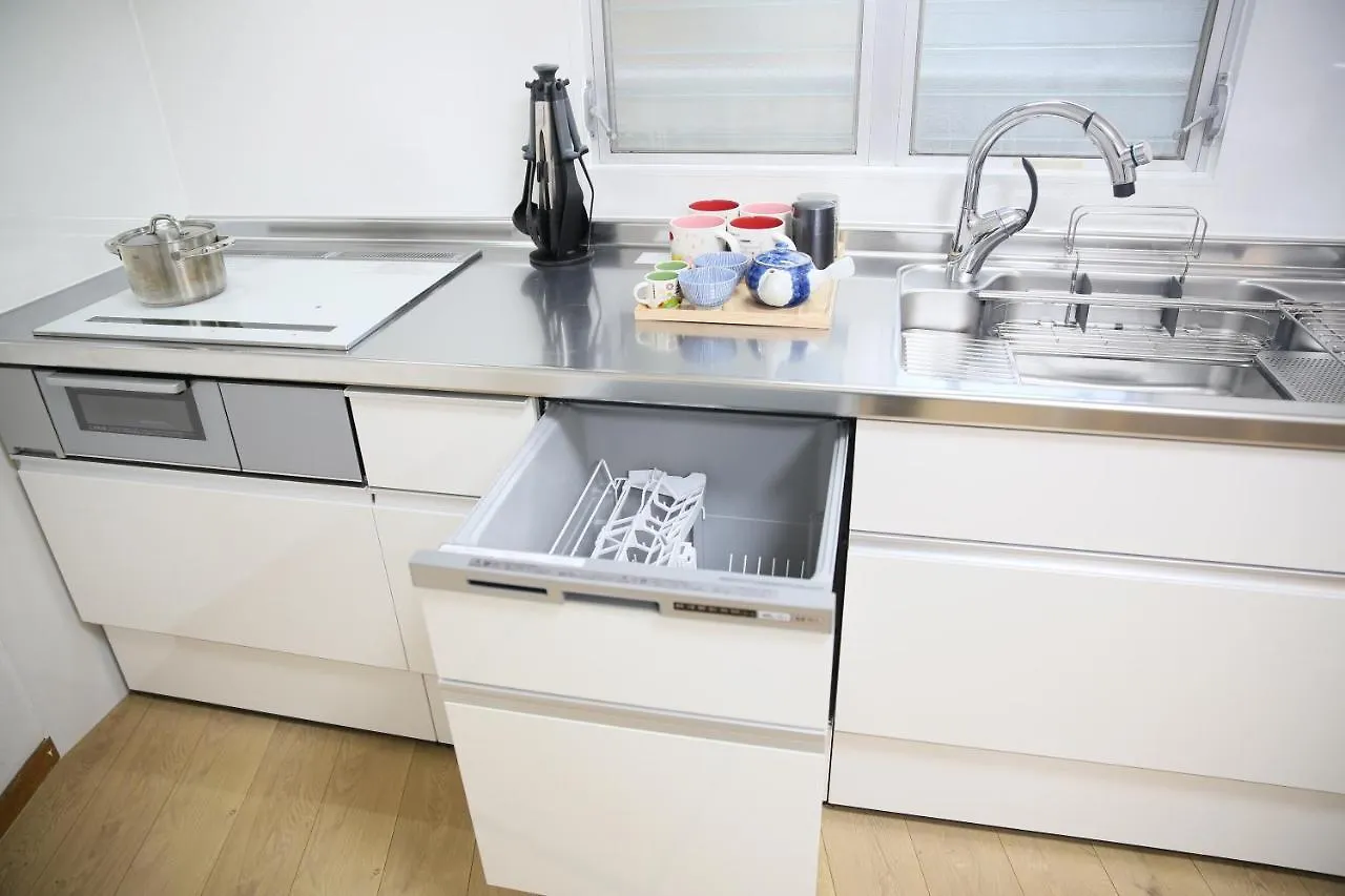 Shinjuku 5-Room Family House Tokyo 0*,